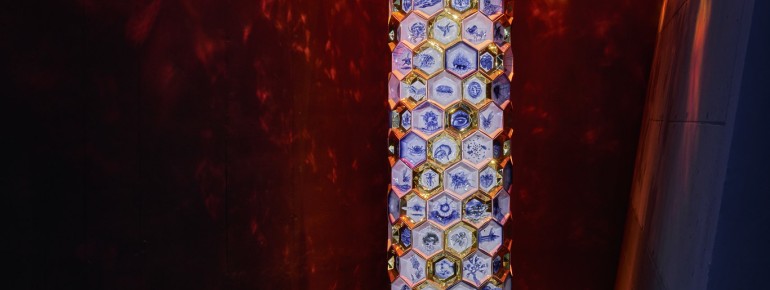 In den Porzellanwelten steht die weltgrößte Porzellanvase.