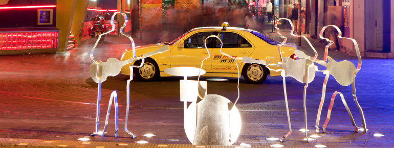 Auf der Reeperbahn hatten die Beatles einen ihrer ersten Auftritte.