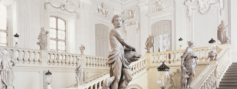 Das Treppenhaus stellt den architektonischen Höhepunkt der Residenz dar.