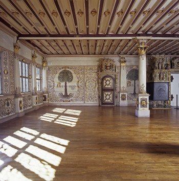 Der goldene Saal mit seinen prunkvollen Verzierungen gilt als Highlight des Residenzschlosses.