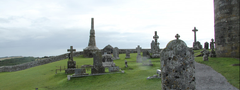 Gräber auf dem Rock of Cashel