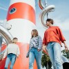 Sein maritimes Design macht den Turm schon von Weitem zum Blickfang.