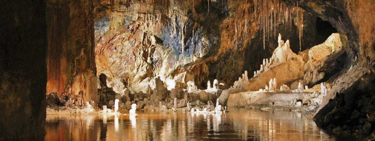 Mächendom der Saalfelder Feengrotten