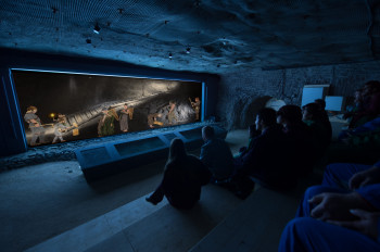 Das Bronzezeit-Kino gibt einen spannenden Einblick in die Arbeit der Bergleute.