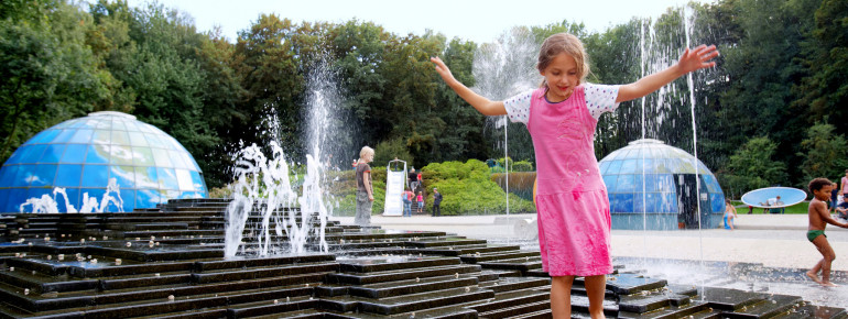 Kühle dich bei heißen Sommertemperaturen im 'Galaktischen Nebel' ab.