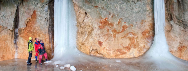 Die Schellenberger Eishöhle ist die größte Deutschlands.