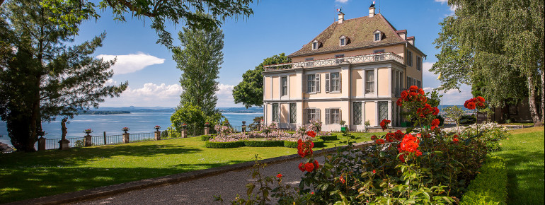 Blick auf das Schloss Arenenberg