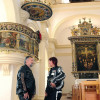 Die Besucher können in der Schlosskirche unter anderem das Altarbild von Lucas Cranach d. J. bewundern.