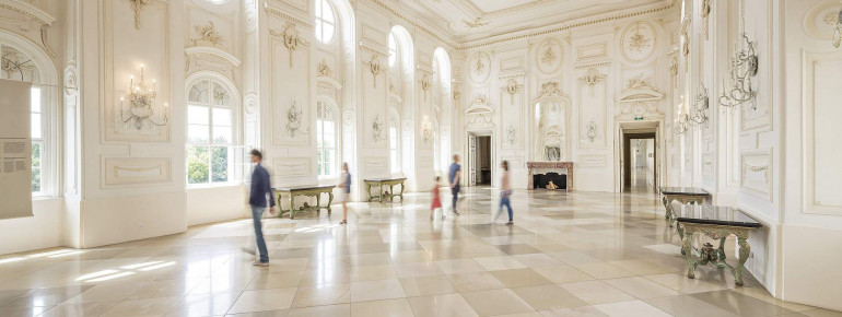 Im Festsaal finden heutzutage Hochzeiten und Konzerte statt.