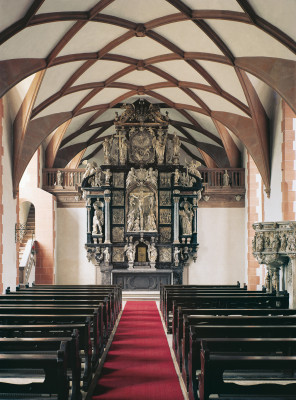 Der Altar in der Schlosskapelle wird mithilfe von Ton- und Lichtinstallationen zum Leben erweckt.
