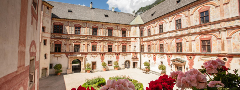 Der Renaissance Innenhof des Schlosses ist besonders sehenswert.
