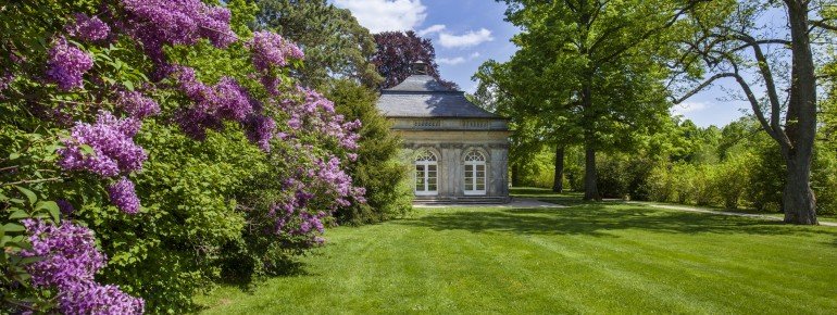 Gartenpavillon im Schlosspark Fantaisie