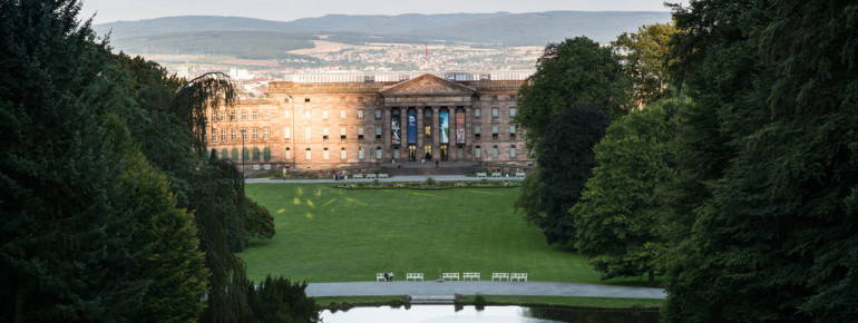 Das Schloss beherbergt u.a. die Gemäldegalerie Alte Meister, die Antikensammlung und die Graphische Sammlung.