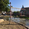 Für eine Abkühlung an heißen Tagen sorgt der Wasserspielplatz.