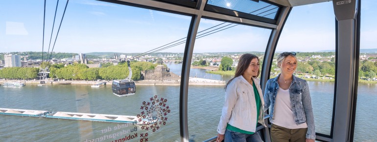 Die Seilbahn Panoramakabinen bieten jede Menge Komfort und Platz.