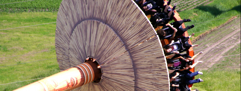 Zahlreiche Fahrgeschäfte für Klein und Groß garantieren jede Menge Spaß.