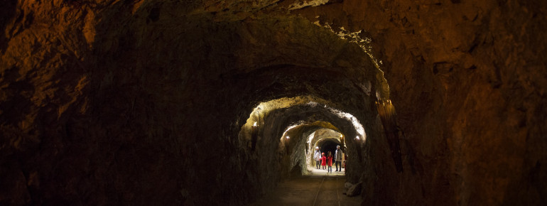 Im Silberbergwerk herrscht eine konstante Temperatur von 12 Grad Celsius.
