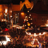 Auf dem Lucia Weihnachtsmarkt erwarten dich skandinavische Köstlichkeiten und über 20 Glühwein-Variationen.