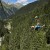 Ein Highlight im Sommer wie im Winter - 50m über dem Boden hängend können Besucher an einem Drahtseil über eine Strecke von 2km ins Tal gleiten.