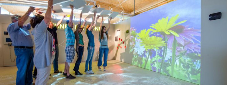 Am Ende der Ausstellung beschäftigst du dich mit den Aussichten auf die Zukunft.