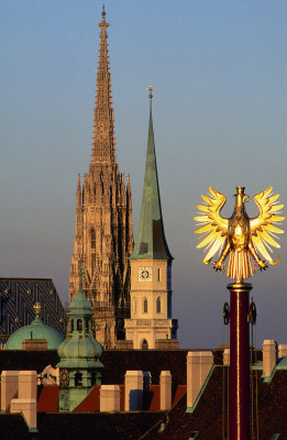 Der hohe Südturm des Doms wird von der Bevölkerung Wiens auch "Steffl" genannt.