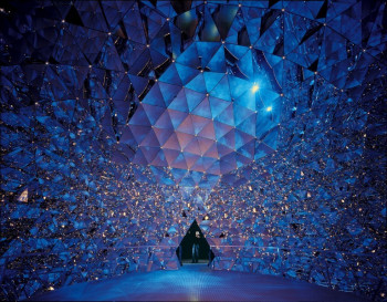 Im Inneren des Riesen befinden sich die Wunderkammern mit dem eindrucksvollen Kristalldom.