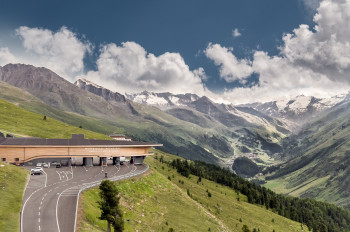 Vom Top Mountain Crosspoint hast du einen tollen Ausblick in die Ötztaler Alpen.