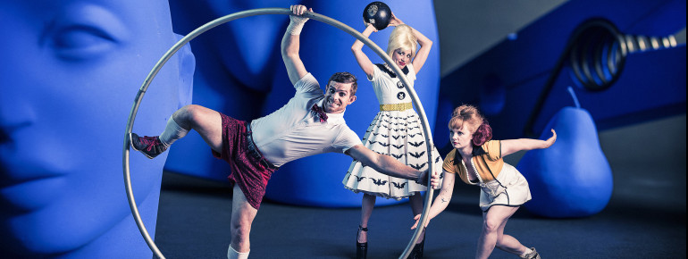 Die Vorführung des Circus Oz ist eines der Highlights auf dem Wintertollwood.