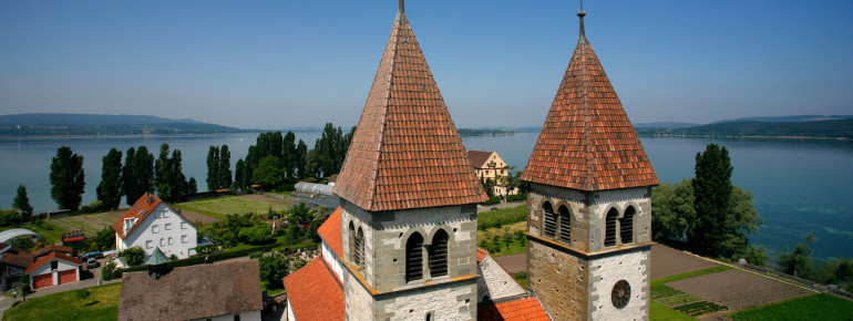 St. Peter und Paul aus der Luft