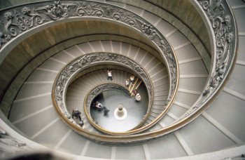 Schon allein die Wendeltreppe in den Vatikanischen Museen ist äußerst sehenswert.