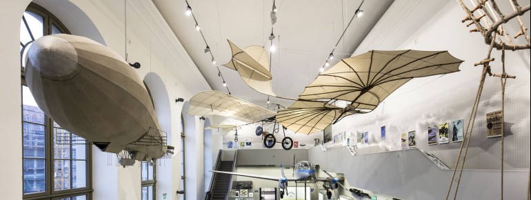 Als eines der ältesten Verkehrsmuseen Deutschlands widmet sich das Museum auch der Geschichte der Luftfahrt.