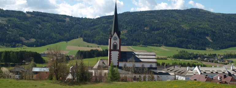 Wallfahrts- u. Stille Nacht Basilika Mariapfarr