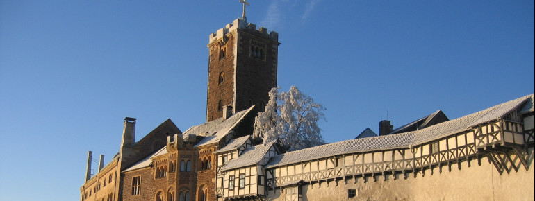 Blick auf die Wartburg im Winter.