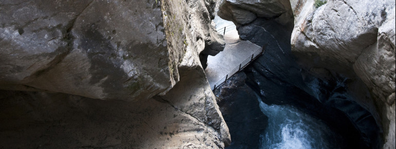Die Trümmelbachfälle gelten als die größten unterirdischen Wasserfälle Europas.