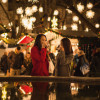Bei einer Tasse Glühwein tauchst du ein in die weihnachtliche Atmosphäre am Münsterplatz.