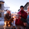 Seefelder Weihnachtsmarkt mit Freunden einen Glühwein genießen
