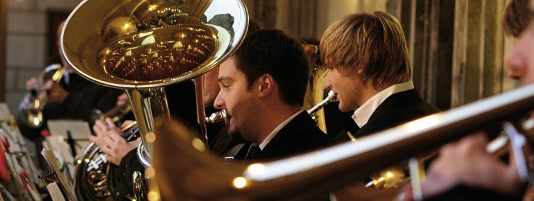 Weihnachtliche Musik sorgt für eine tolle Atmosphäre