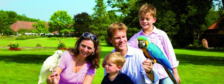 Familie im Weltvogelpark
