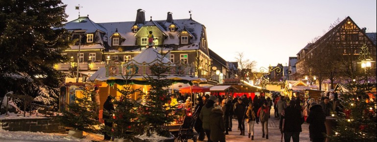 Das traditionelle Winterberger Winterdorf lädt wieder mit einem attraktiven Programm und vielfältigen Angeboten auf den Winterberger Marktplatz ein.