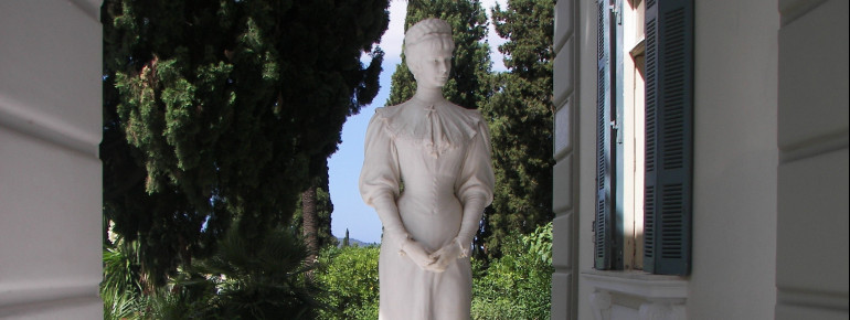 A statue of Austrian empress Elisabeth ("Sisi") at the Achilleion