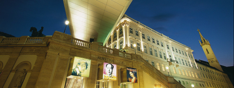 You can enjoy one of the largest graphic collections in the world.