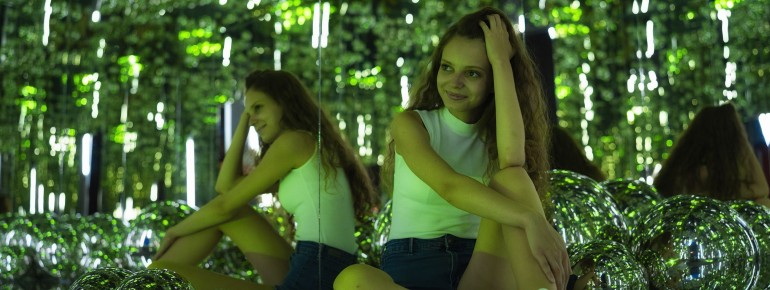 The "Room with Spheres" takes you into a green world full of floating silver spheres.