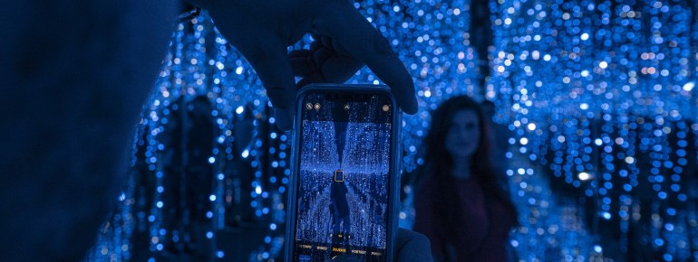 The Star Room simulates the boundless universe amidst twinkling stars.