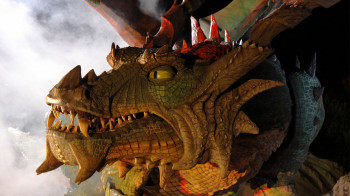 Sophisticated facial expressions turn the dragon into a fellow actor.