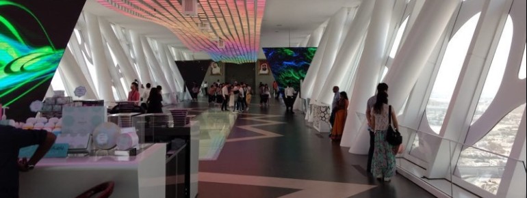 Inside View of the observation Deck at Dubai Frame: Get ready for a dizzying skywalk at 150 m!