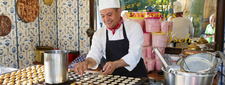 Treat yourself to some typical Dutch Poffertjes.