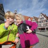 Equipped with a tablet and discovery bag, the children set off on an interactive discovery tour through Bad Urach.