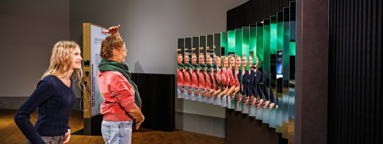 Whether natural phenomena or future technologies – at experimenta, knowledge comes to life.