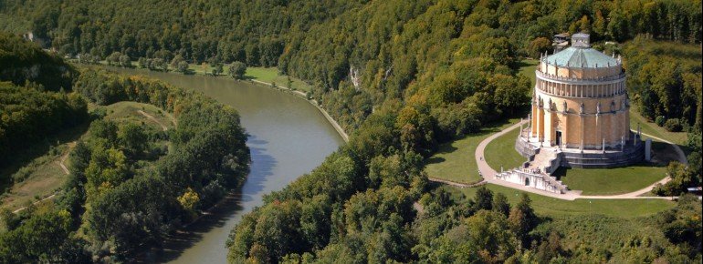 The memorial is located right above river Danube.