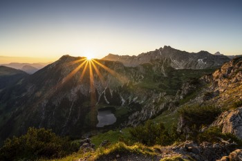 View from the Rubihorn towards the lower Gaisalplake and the Entschenkopf.